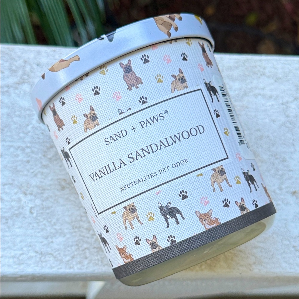 Sand + Paws Vanilla Sandalwood Candle